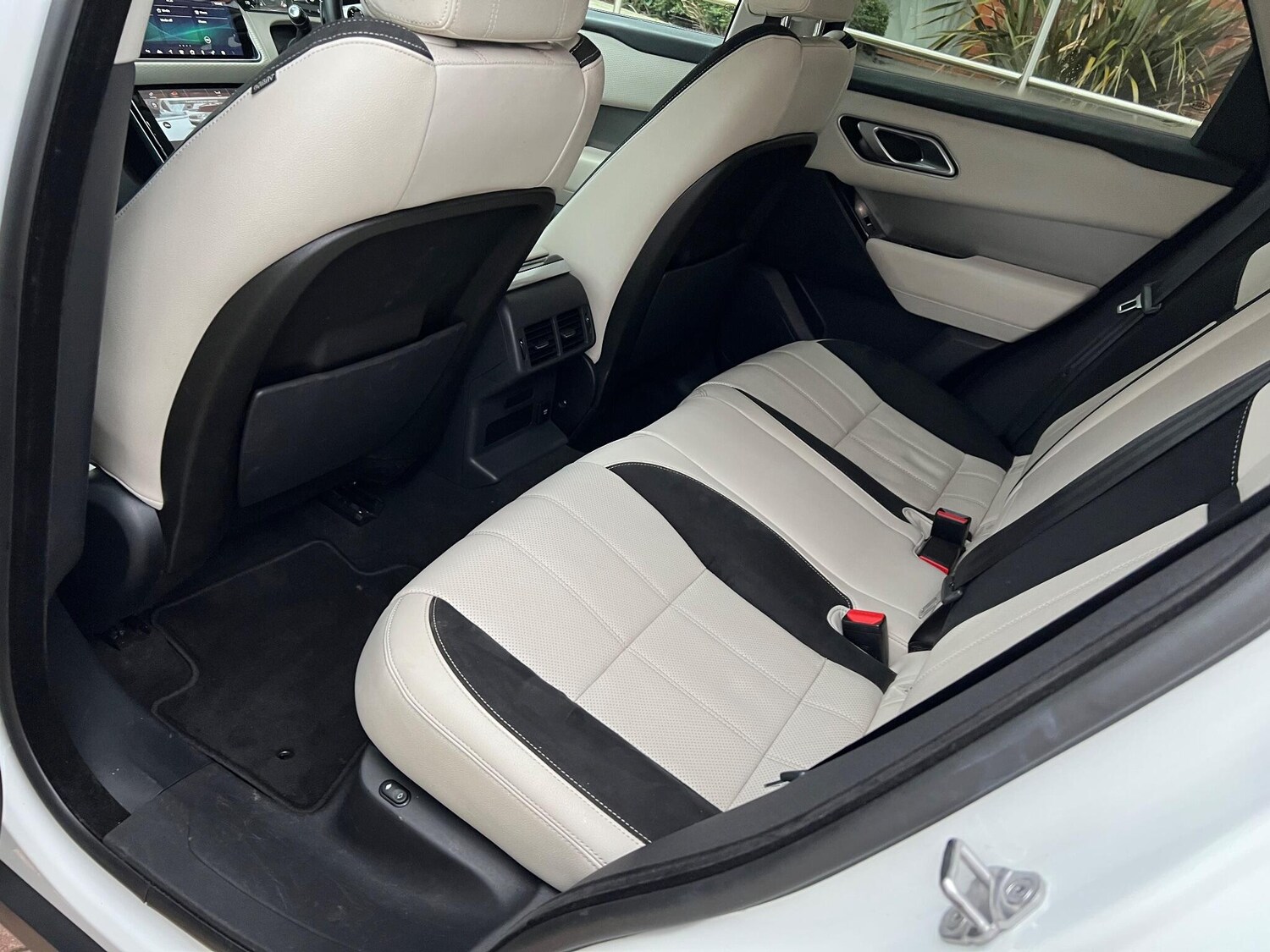 Used Land Rover Range Rover Velar 2018 for sale - 78029207: Photo 15