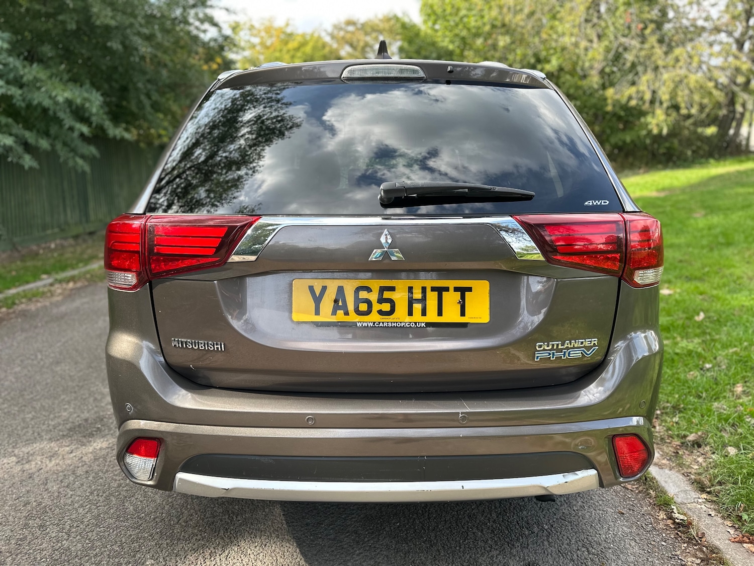 Used Mitsubishi Outlander 2015 for sale - 77942411: Photo 17