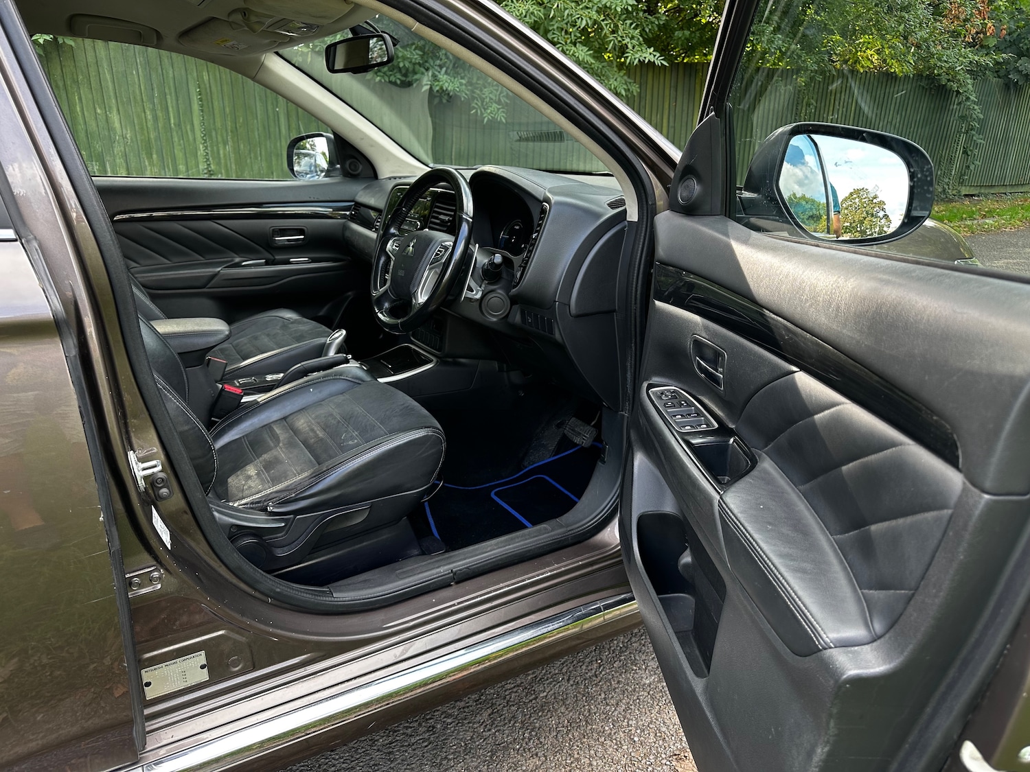 Used Mitsubishi Outlander 2015 for sale - 77942411: Photo 25