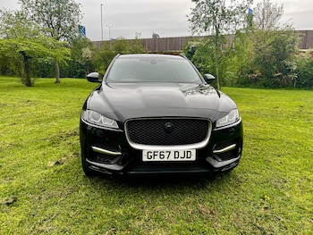 Used Jaguar F-Pace 2018 for sale - 78251593: Photo