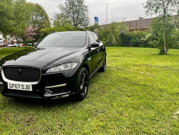 Used Jaguar F-Pace 2018 for sale - 78251593: Photo