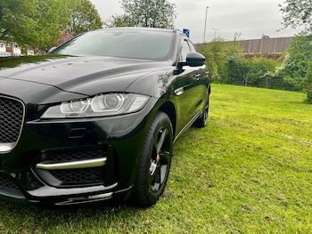 Used Jaguar F-Pace 2018 for sale - 78251593: Photo