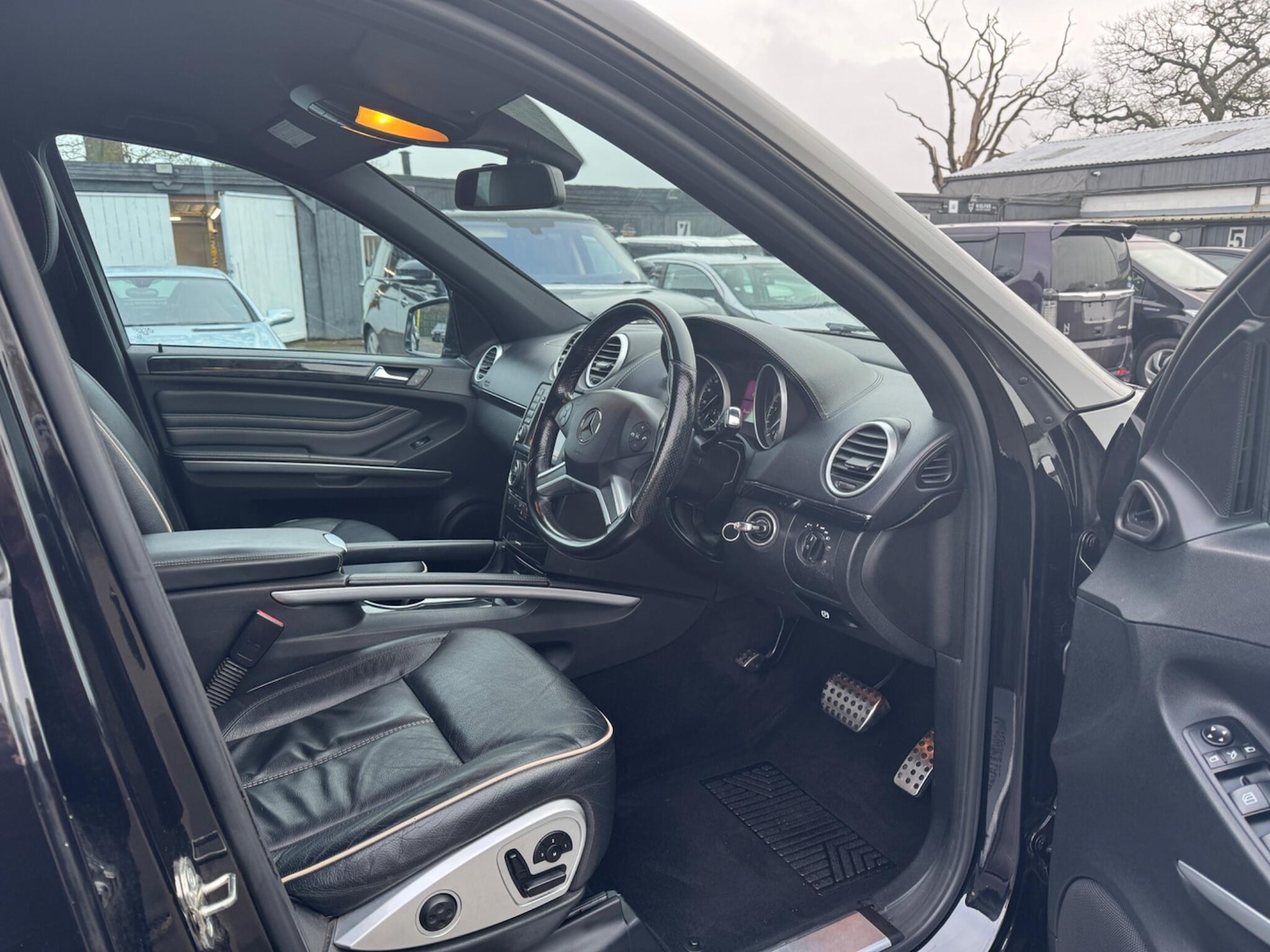 Used Mercedes-Benz M Class 2011 for sale - 77762568: Photo 19