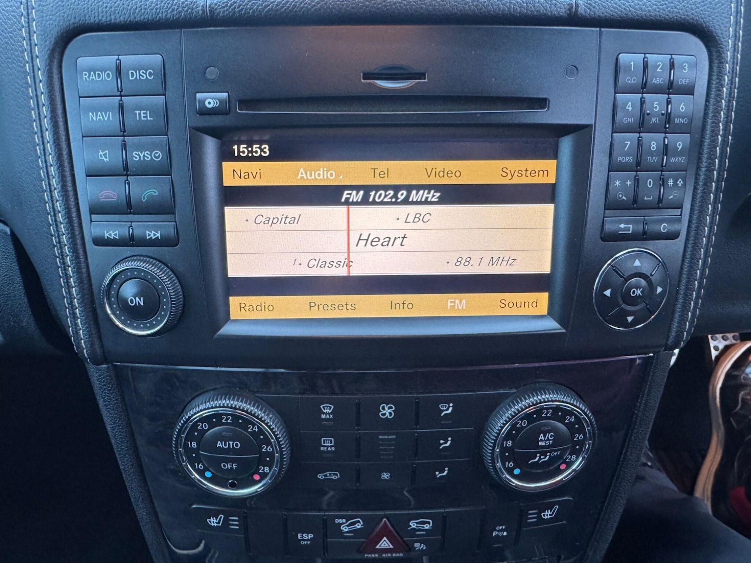 Used Mercedes-Benz M Class 2011 for sale - 77762568: Photo 23