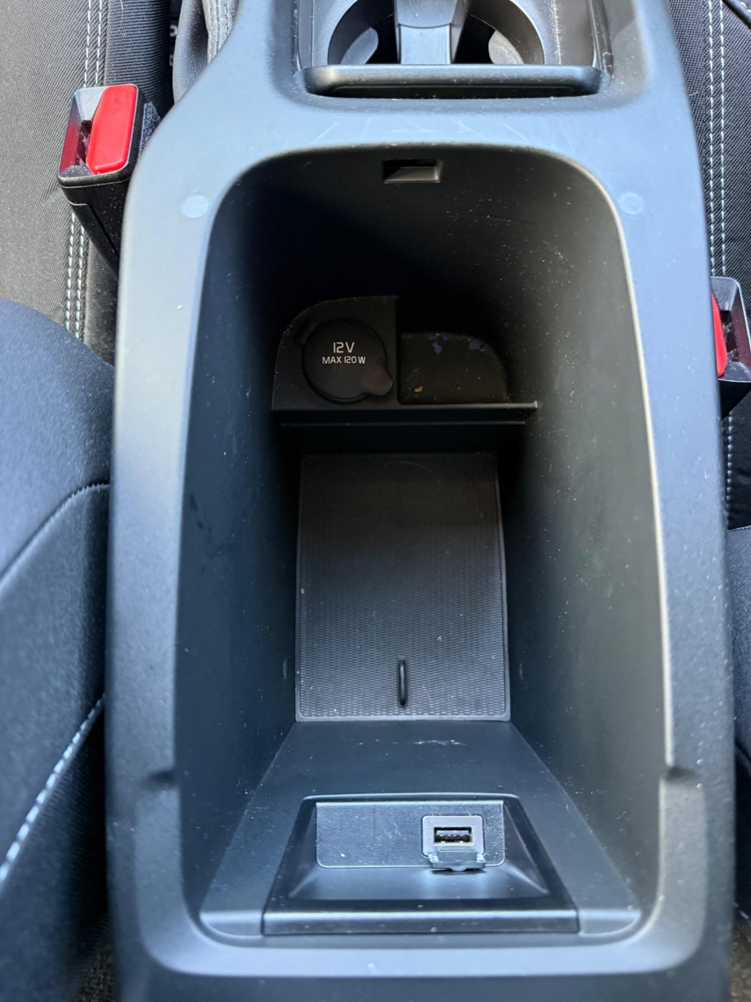 Used Volvo V40 2018 for sale - 78001965: Photo 11