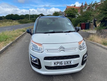 Used Citroen C3 Picasso 2016 for sale - 79087593: Photo