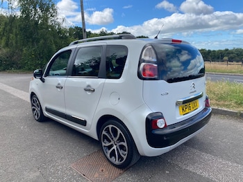Used Citroen C3 Picasso 2016 for sale - 79087593: Photo