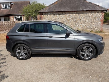 Used Volkswagen Tiguan 2019 for sale - 79663825: Photo
