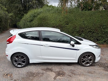 Used Ford Fiesta 2010 for sale - 79813371: Photo