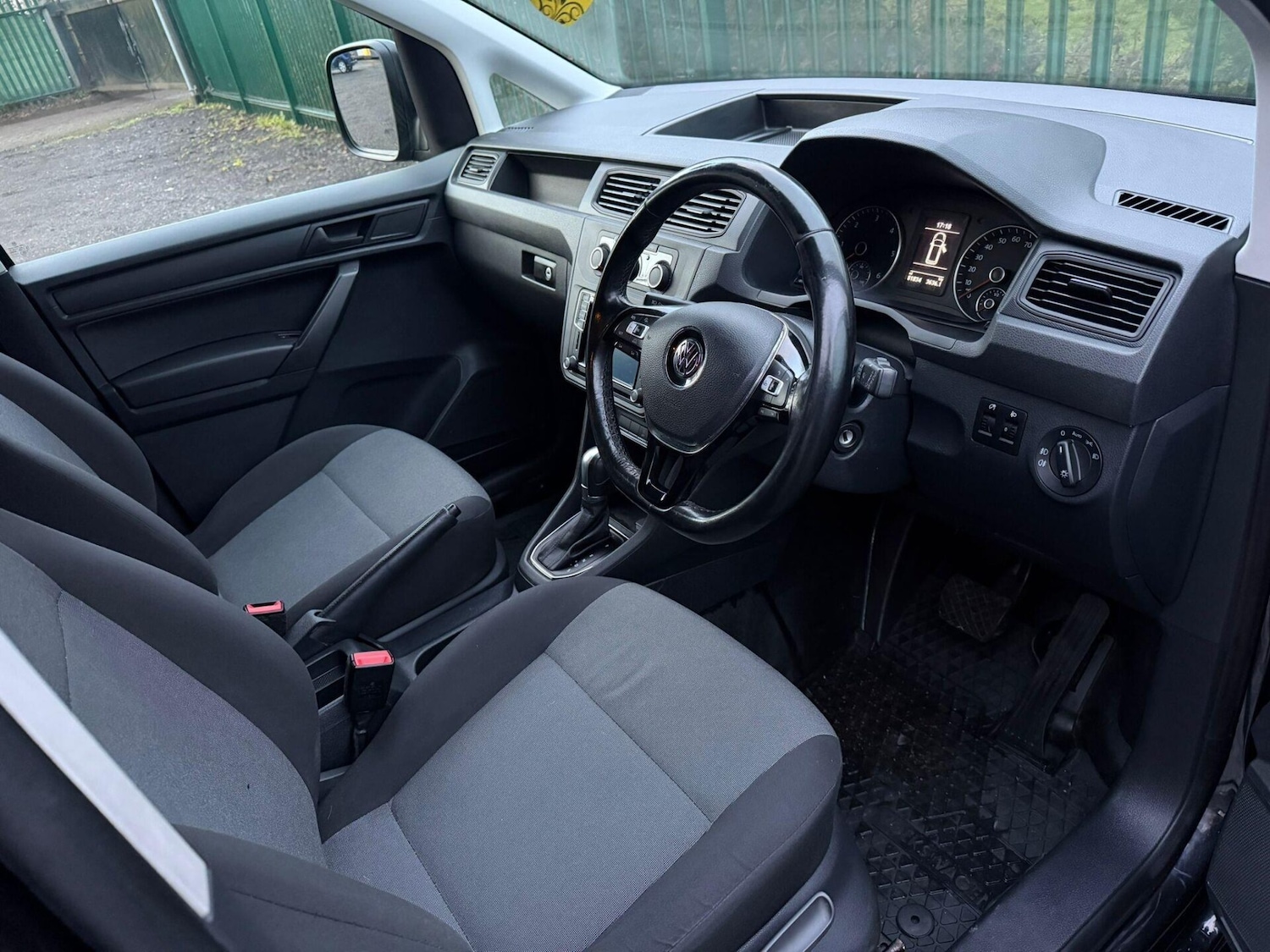 Used Volkswagen Caddy 2017 for sale - 77019035: Photo 17