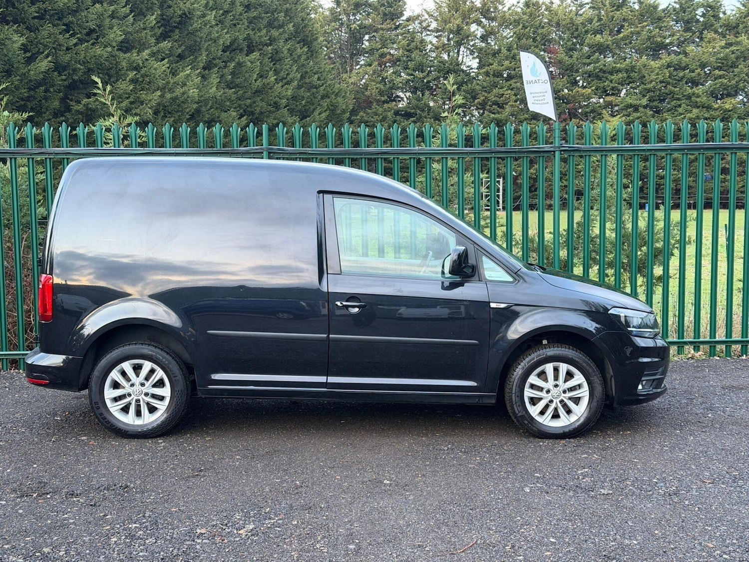 Used Volkswagen Caddy 2017 for sale - 77019035: Photo 3