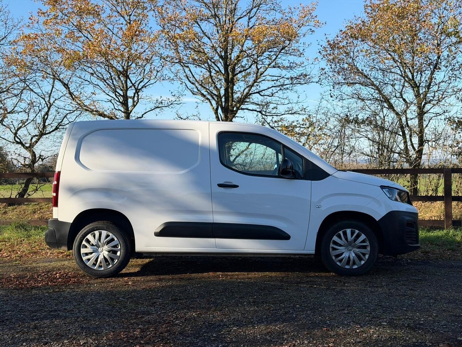 Used Peugeot Partner 2022 for sale - 76608922: Photo 13