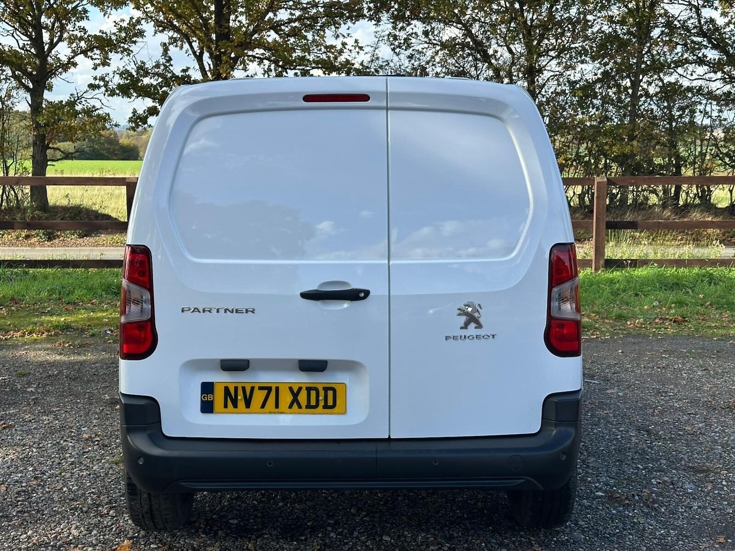 Used Peugeot Partner 2022 for sale - 76608922: Photo 16