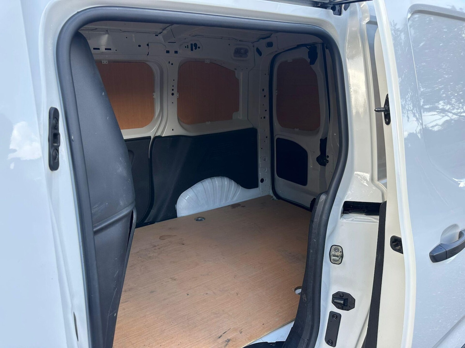 Used Peugeot Partner 2022 for sale - 76608922: Photo 21