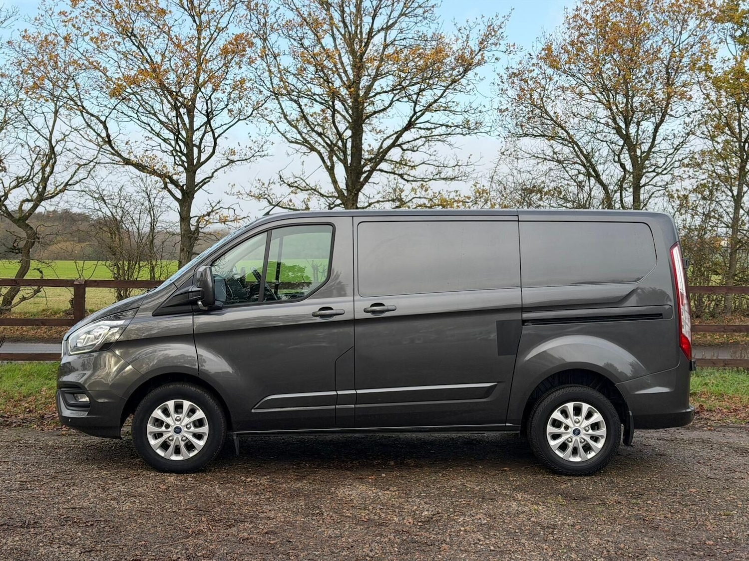 Used Ford Transit Custom 2018 for sale - 76748959: Photo 4