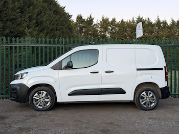 Used Peugeot Partner 2023 for sale - 77088533: Photo