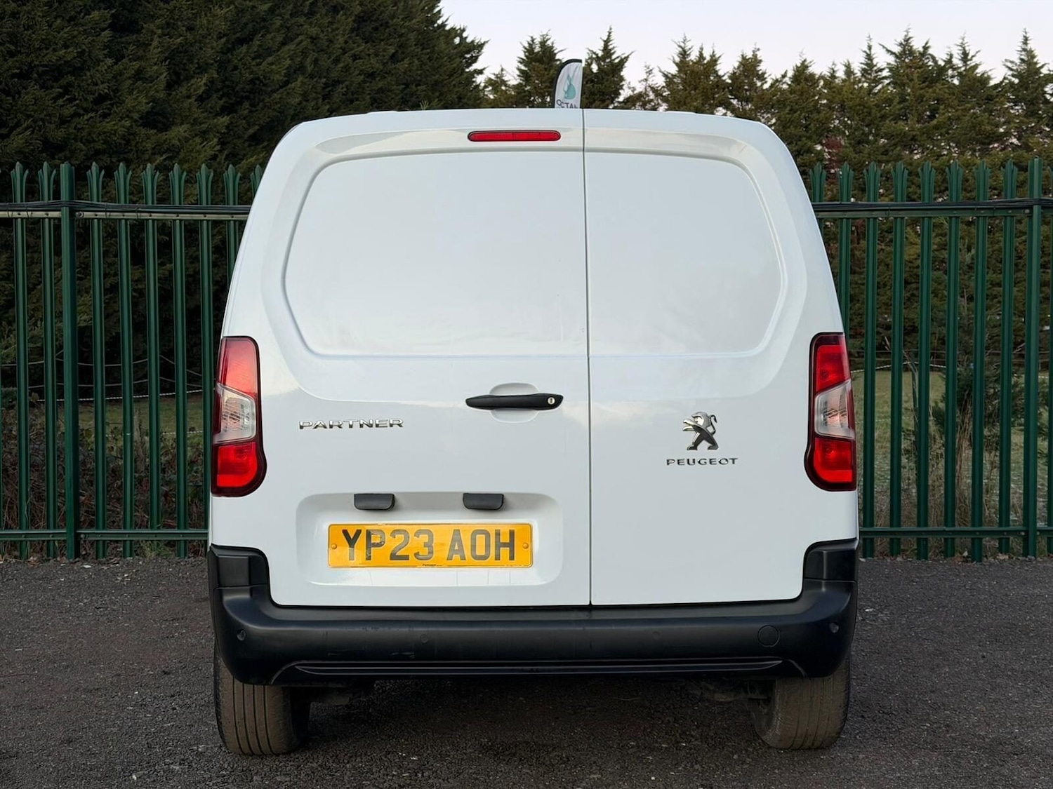 Used Peugeot Partner 2023 for sale - 77088533: Photo 9