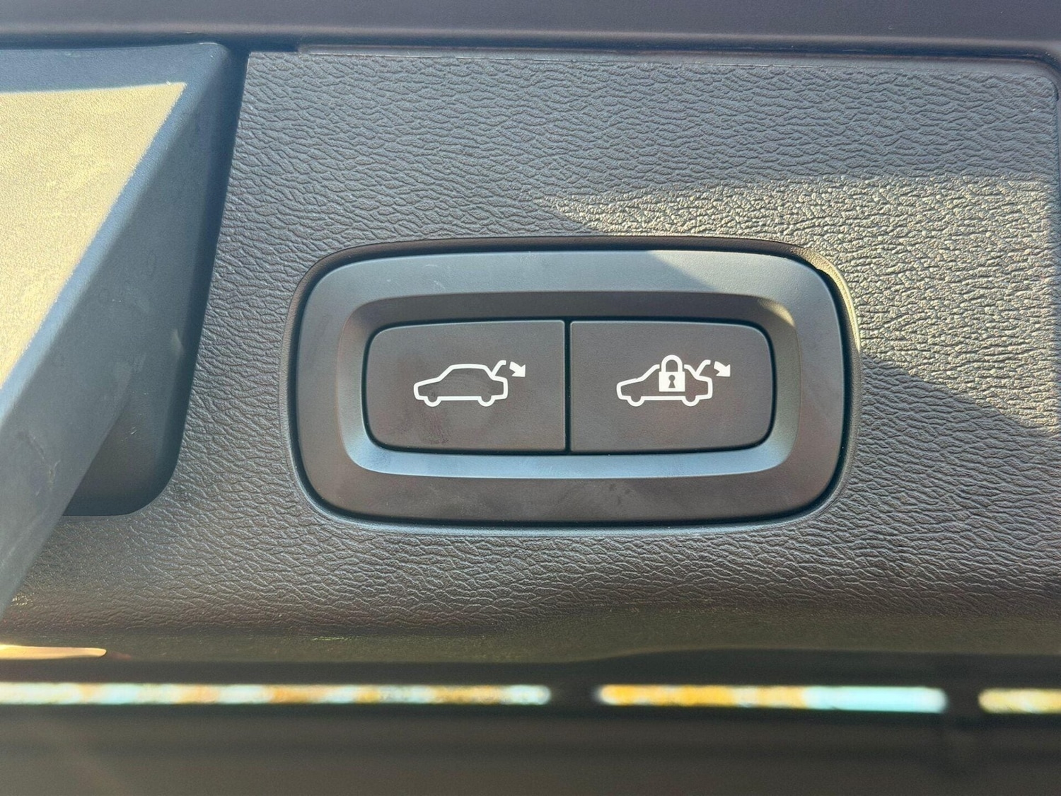 Used Volvo XC60 2021 for sale - 76719449: Photo 21