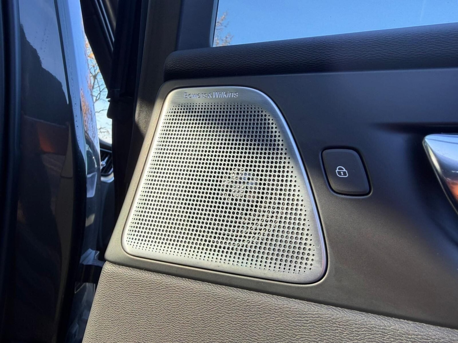 Used Volvo XC60 2021 for sale - 76719449: Photo 24