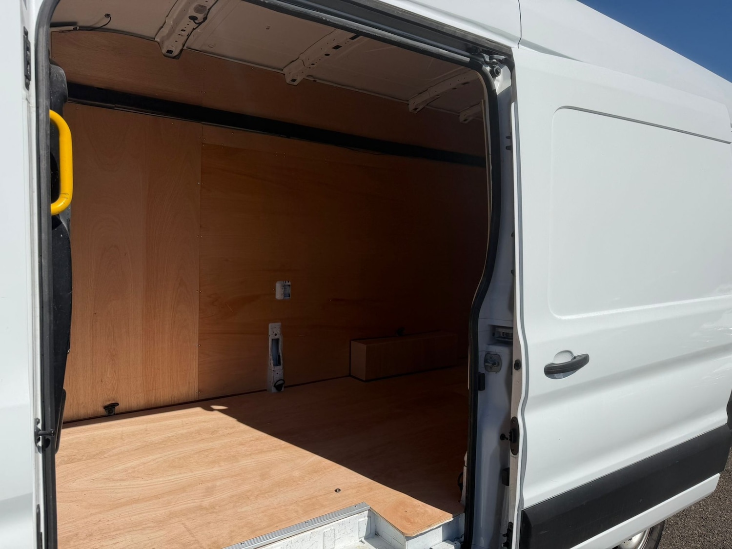 Used Ford Transit 2020 for sale - 78223935: Photo 11