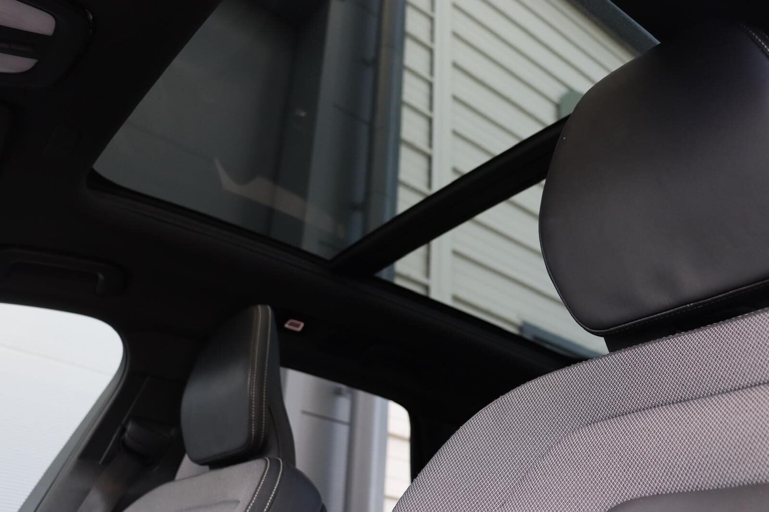 Used Volvo XC60 2021 for sale - 77024132: Photo 10