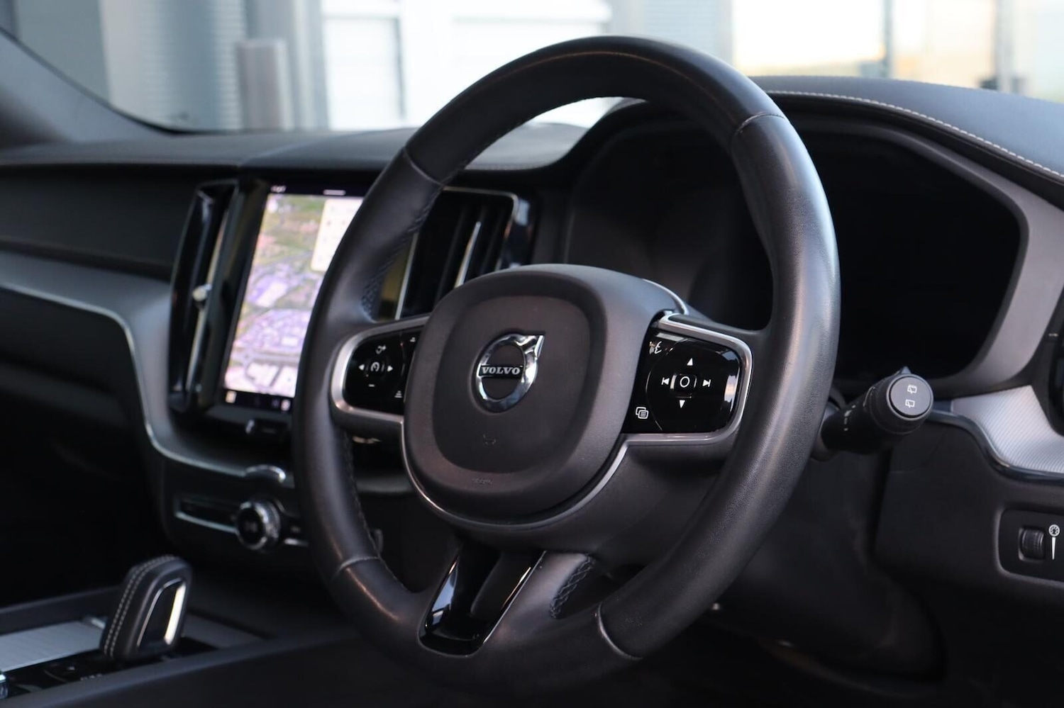 Used Volvo XC60 2021 for sale - 77024132: Photo 17