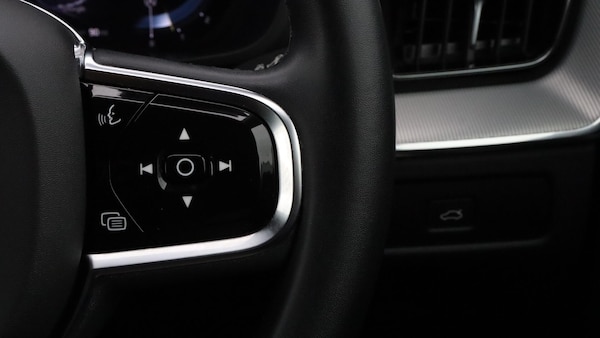 Used Volvo XC60 2023 for sale - 75647182: Photo 22