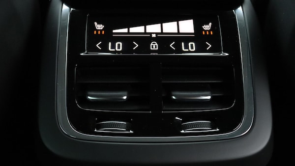 Used Volvo XC60 2023 for sale - 75647182: Photo 41