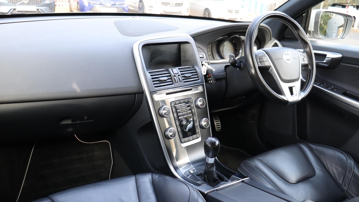 Used Volvo XC60 2017 for sale - 76337102: Photo 14