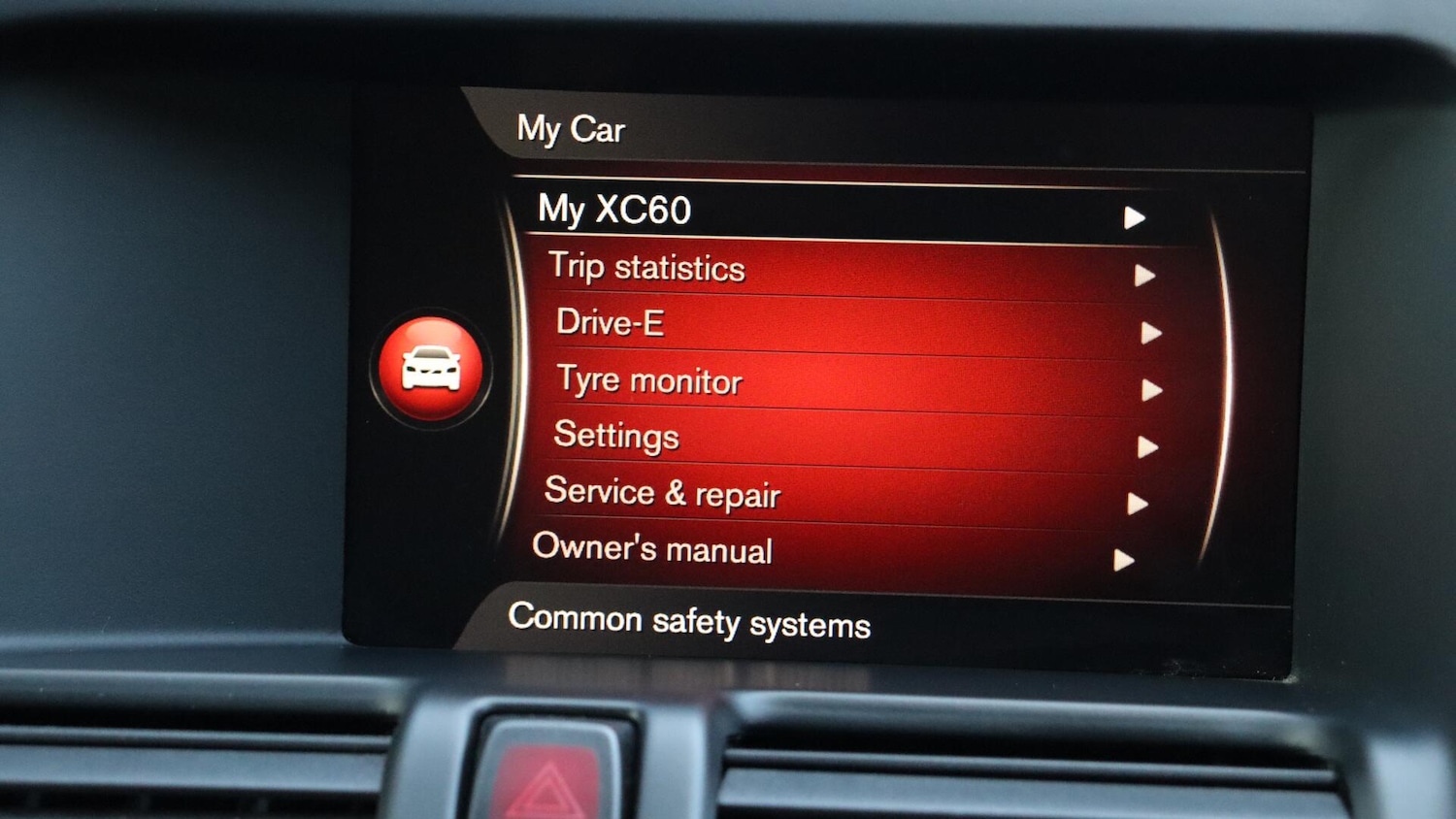 Used Volvo XC60 2017 for sale - 76337102: Photo 25