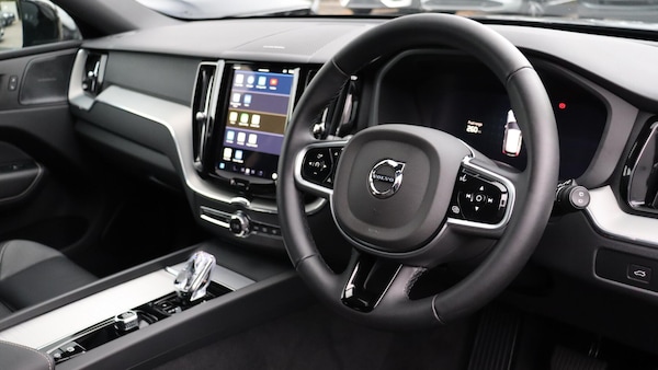 Used Volvo XC60 2025 for sale - 76307133: Photo 4