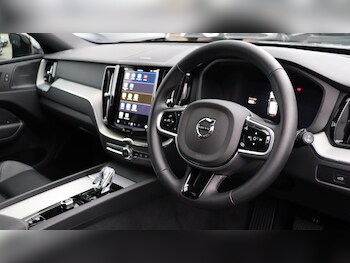 Used Volvo XC60 2025 for sale - 76307133: Photo