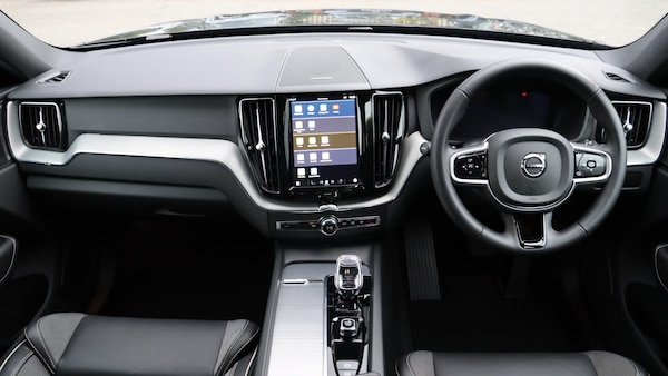 Used Volvo XC60 2025 for sale - 76307133: Photo 5