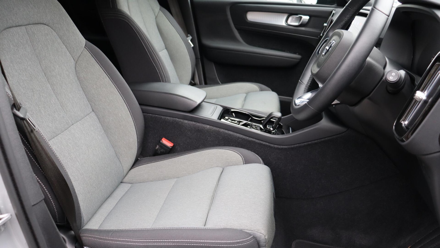 Used Volvo XC40 2022 for sale - 76326507: Photo 10