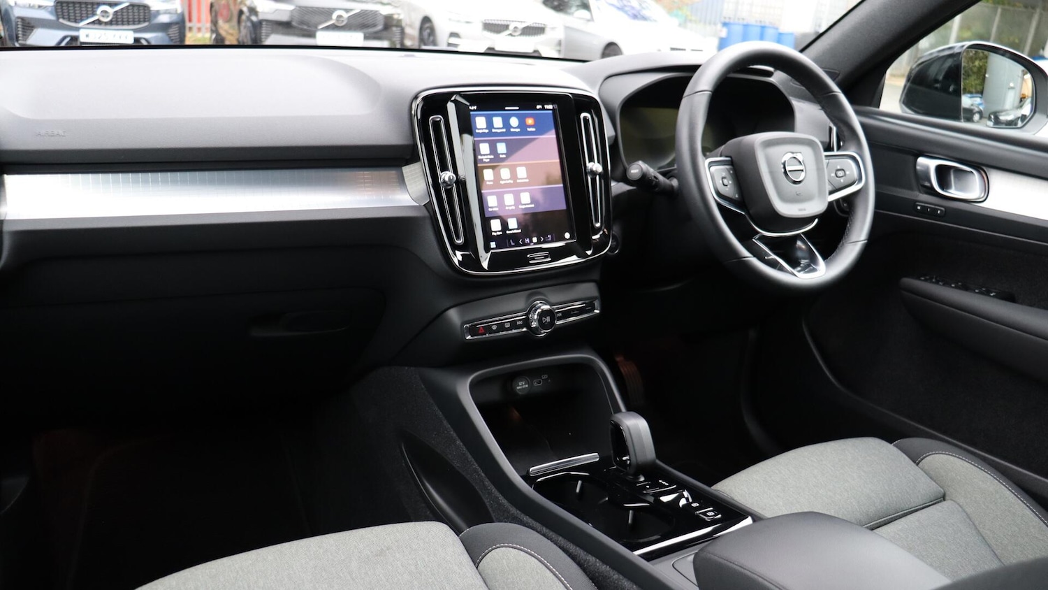 Used Volvo XC40 2022 for sale - 76326507: Photo 14