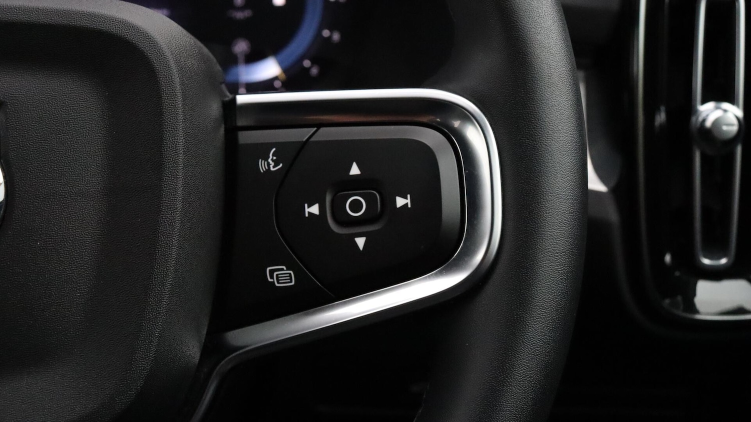 Used Volvo XC40 2022 for sale - 76326507: Photo 22