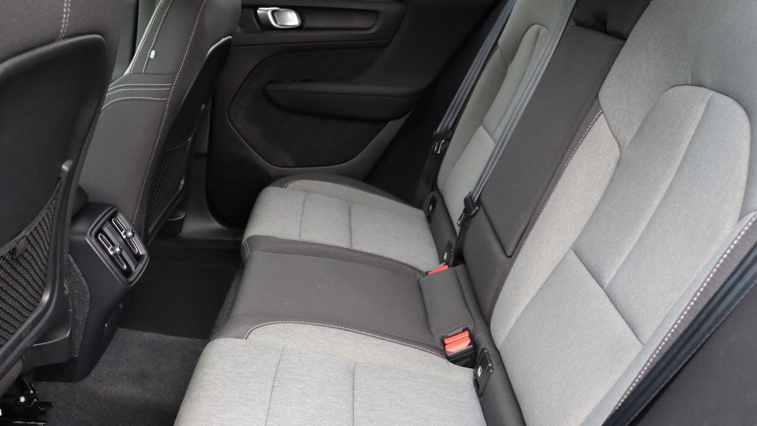 Used Volvo XC40 2022 for sale - 76326507: Photo 33