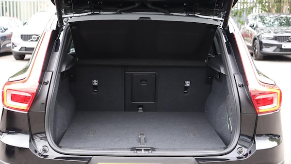 Used Volvo XC40 2025 for sale - 76201410: Photo 13