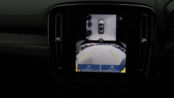 Used Volvo XC40 2025 for sale - 76201410: Photo 19