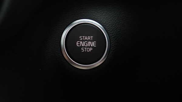 Used Volvo XC40 2025 for sale - 76201410: Photo 27