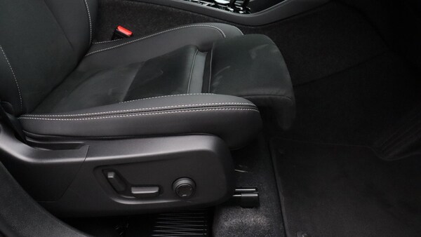 Used Volvo XC40 2025 for sale - 76201410: Photo 30