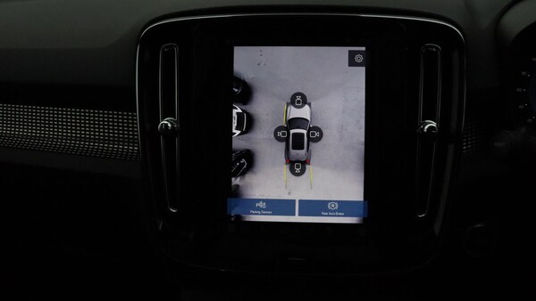 Used Volvo XC40 2025 for sale - 76201410: Photo 31