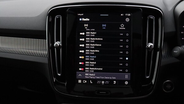 Used Volvo XC40 2025 for sale - 76201410: Photo 36