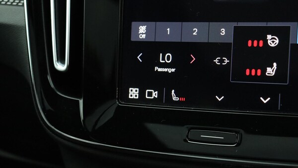 Used Volvo XC40 2025 for sale - 76201410: Photo 40