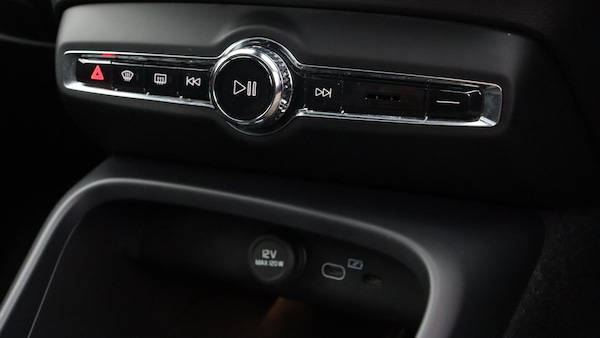 Used Volvo XC40 2025 for sale - 76201410: Photo 43
