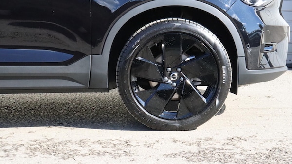 Used Volvo XC40 2025 for sale - 76201410: Photo 9