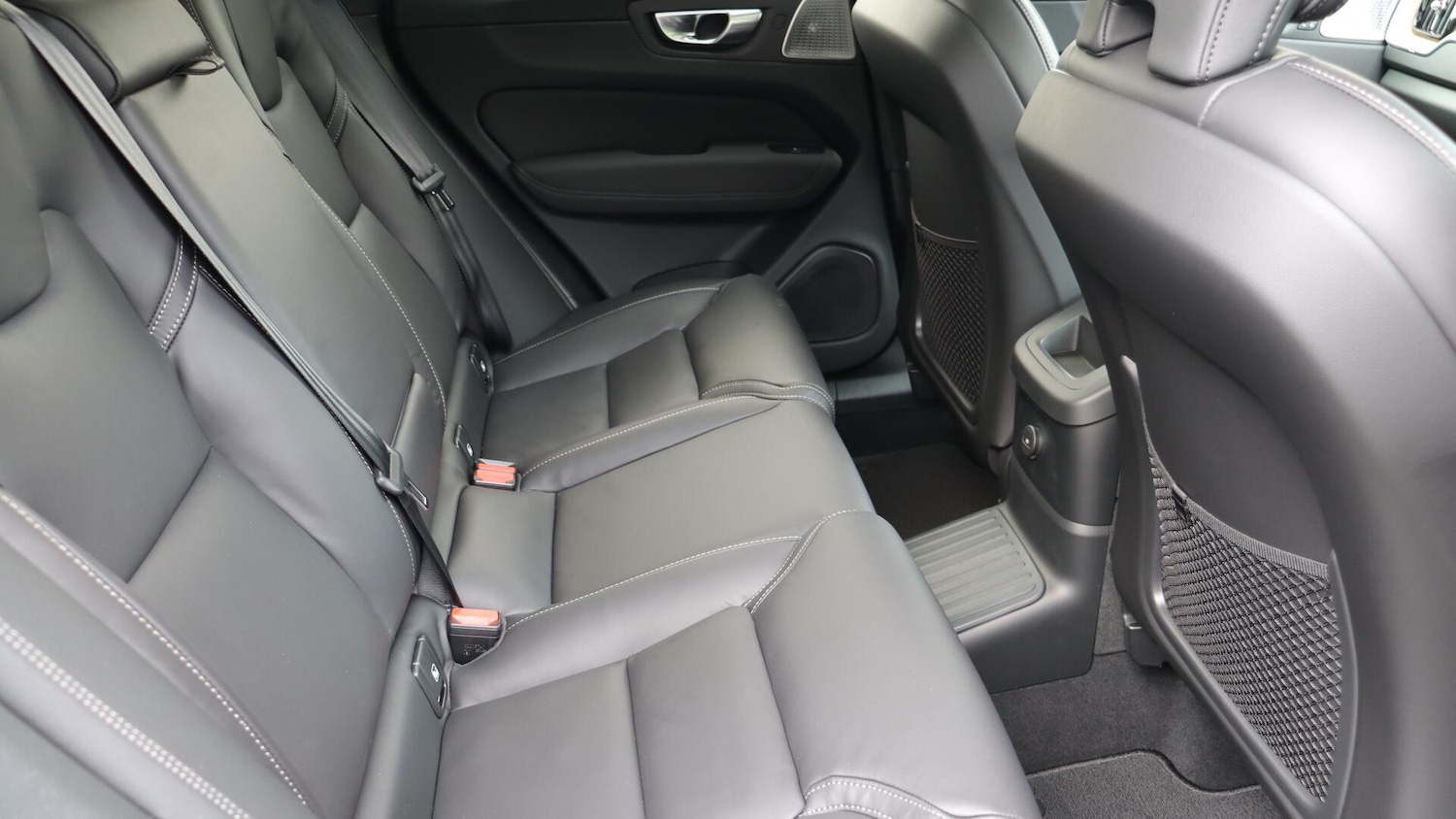 Used Volvo XC60 2025 for sale - 76012333: Photo 6