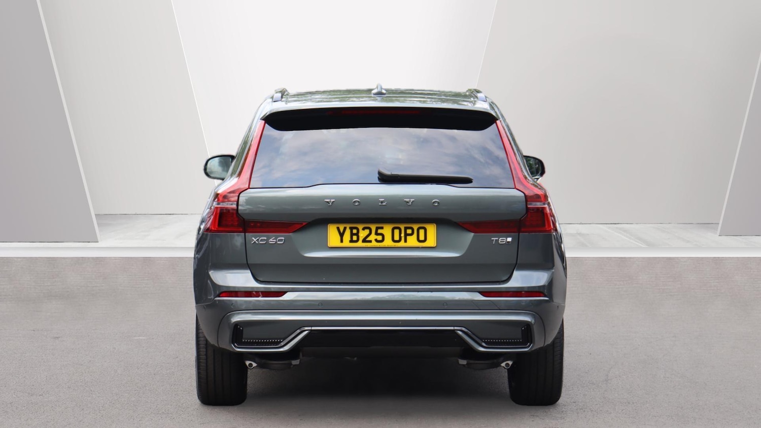 Used Volvo XC60 2025 for sale - 76012333: Photo 7