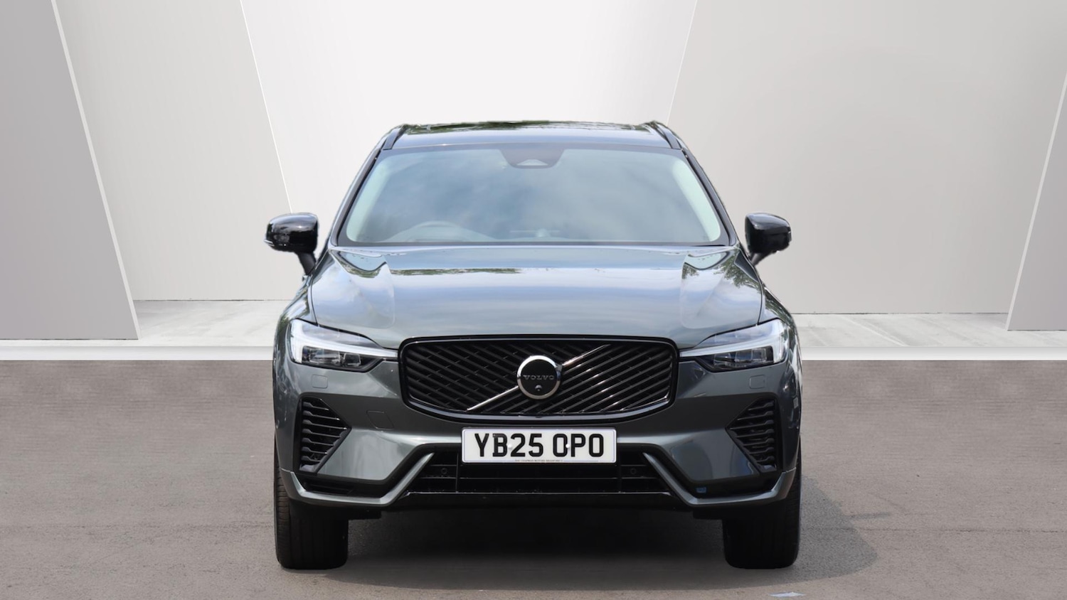 Used Volvo XC60 2025 for sale - 76012333: Photo 8