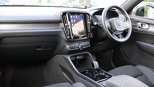 Used Volvo XC40 2025 for sale - 76251232: Photo 14